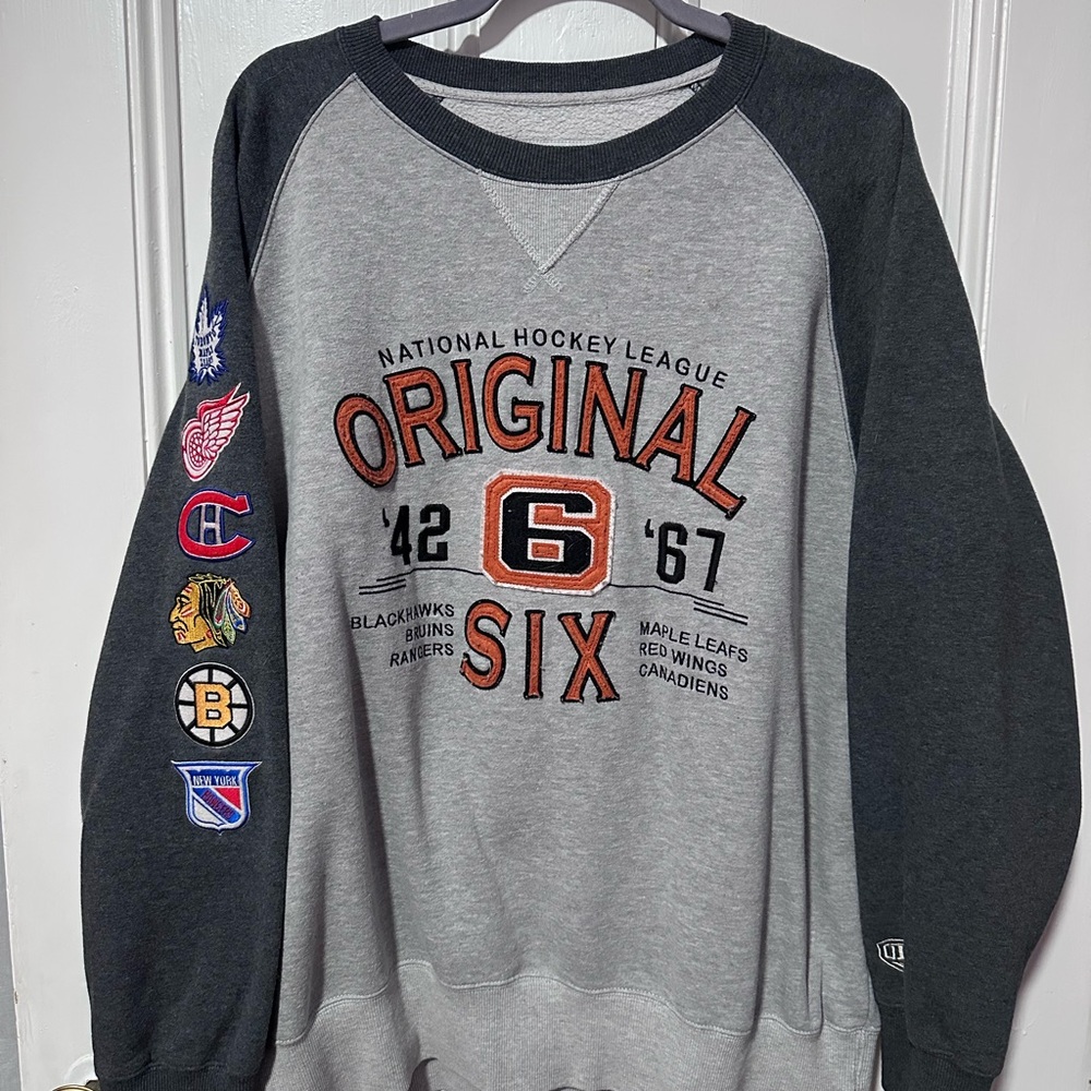 Champion Crewneck Gray and Black Sweater